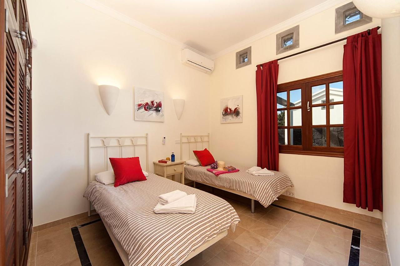 Ereza Villa Carabella Playa Blanca  Exterior photo
